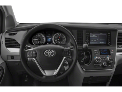 2019 Toyota Sienna LE