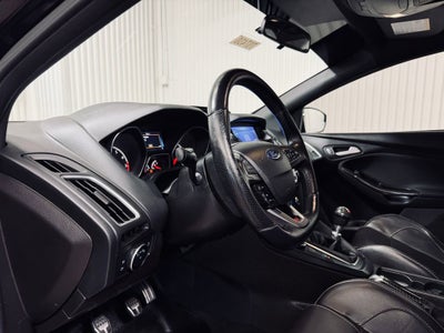 2016 Ford Focus ST ST