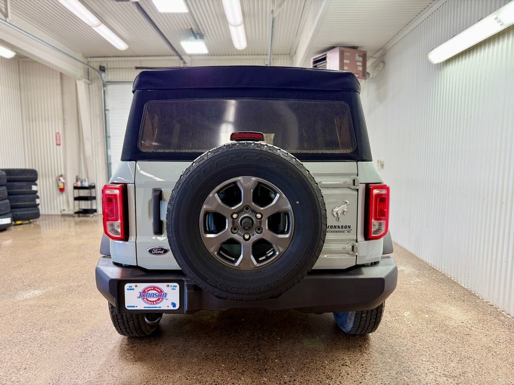 2021 Ford Bronco Base