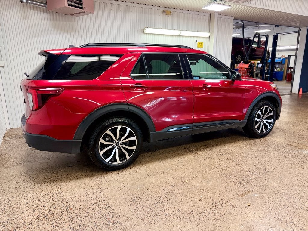 2023 Ford Explorer ST-Line