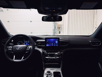 2023 Ford Explorer ST-Line