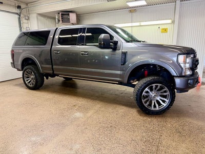 2022 Ford F-350 LARIAT