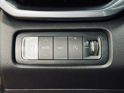 2024 GMC Acadia AT4