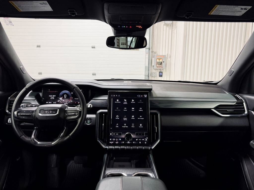 2024 GMC Acadia AT4