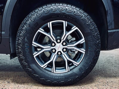 2025 GMC Acadia AT4