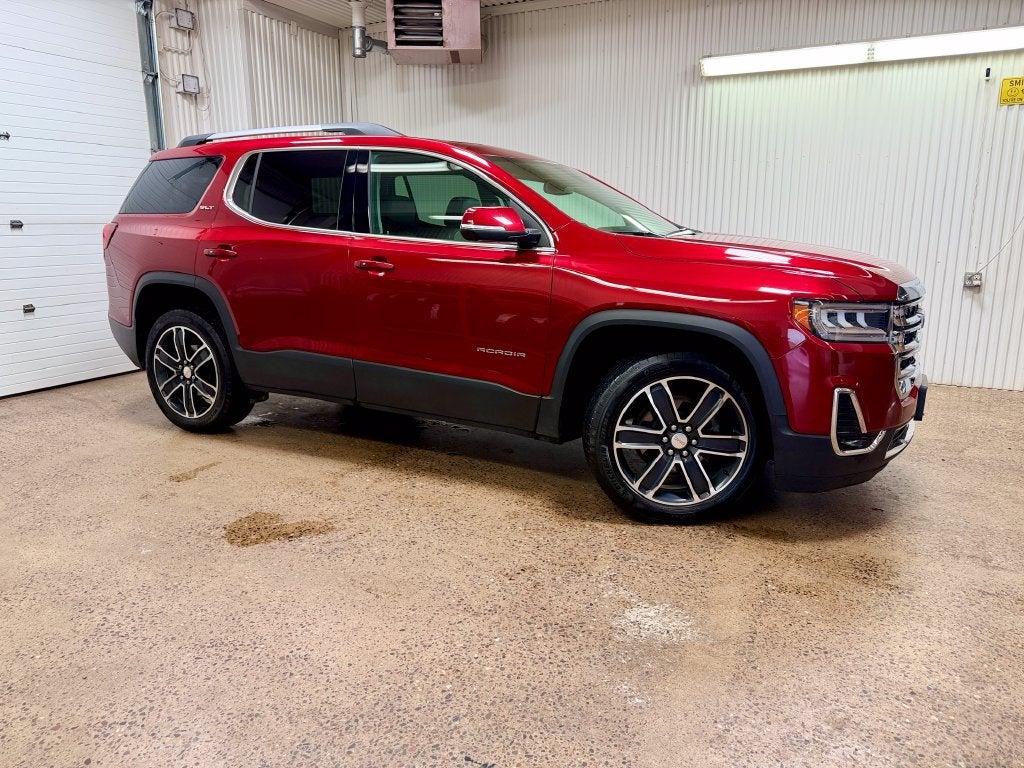 2023 GMC Acadia SLT