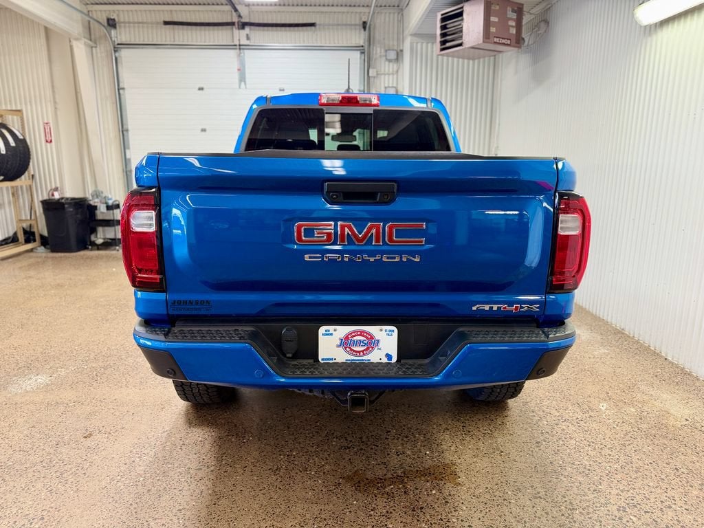 2023 GMC Canyon 4WD AT4X