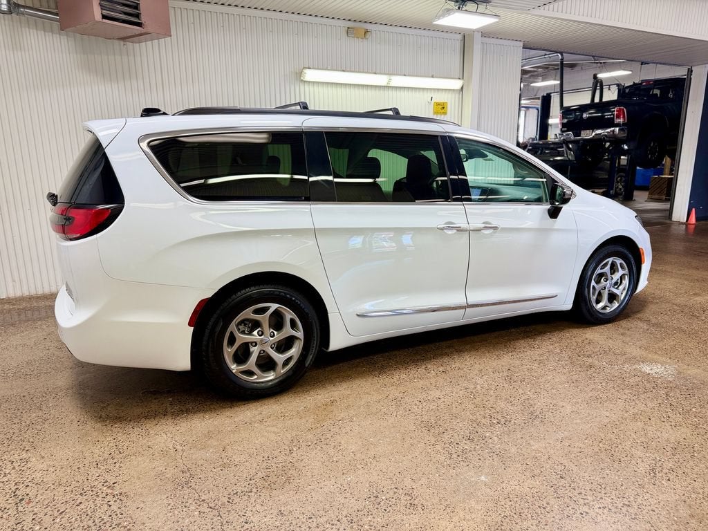 2023 Chrysler Pacifica Limited