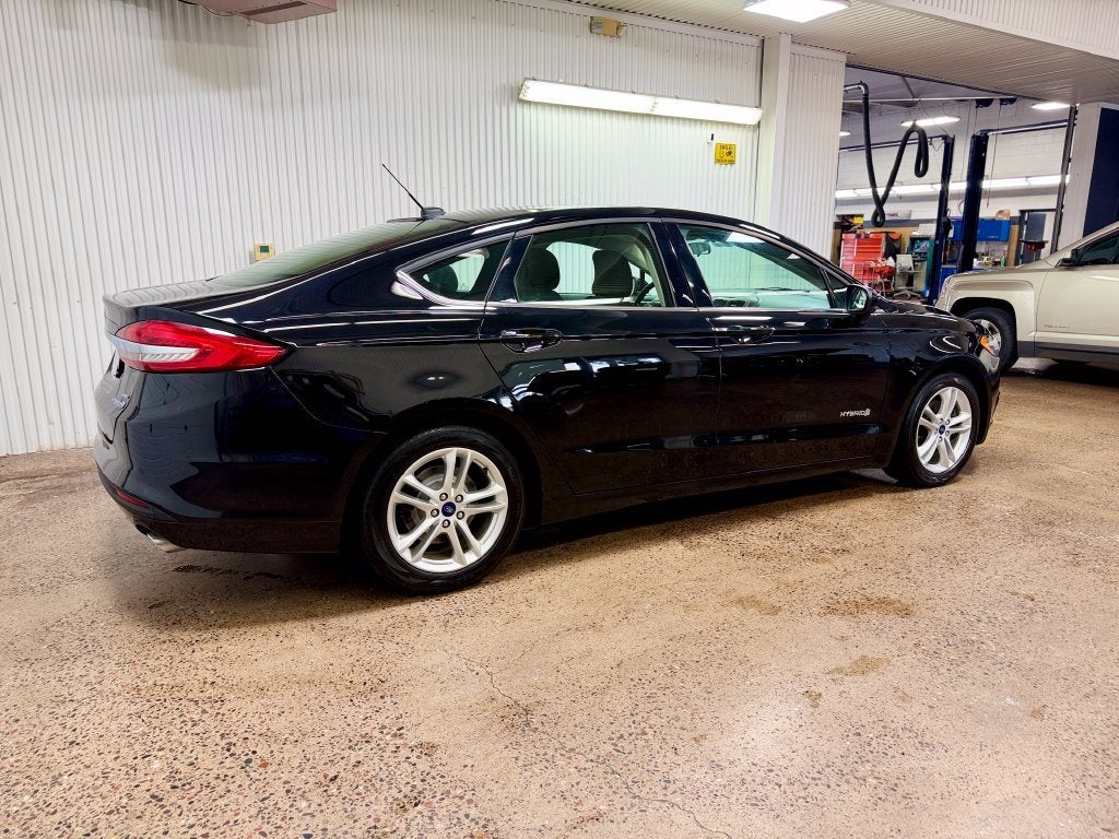 2018 Ford Fusion Hybrid SE