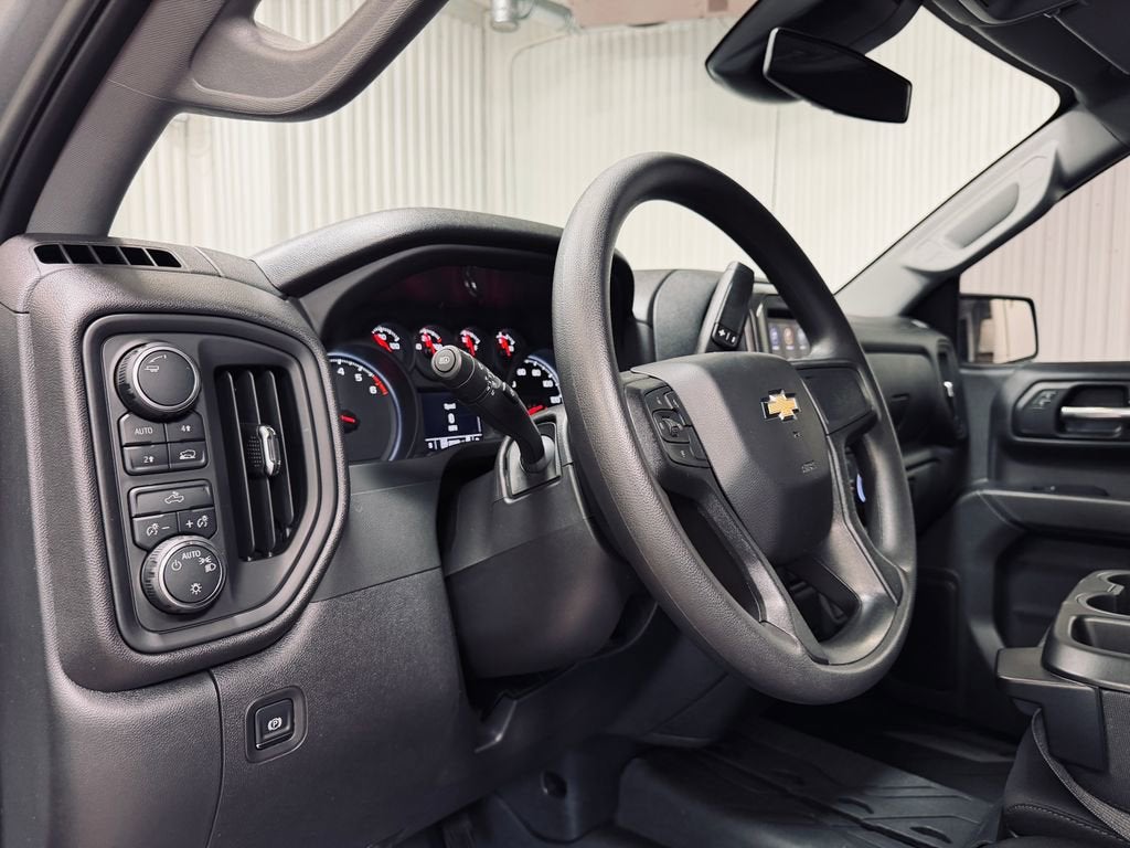 2025 Chevrolet Silverado 1500 WT
