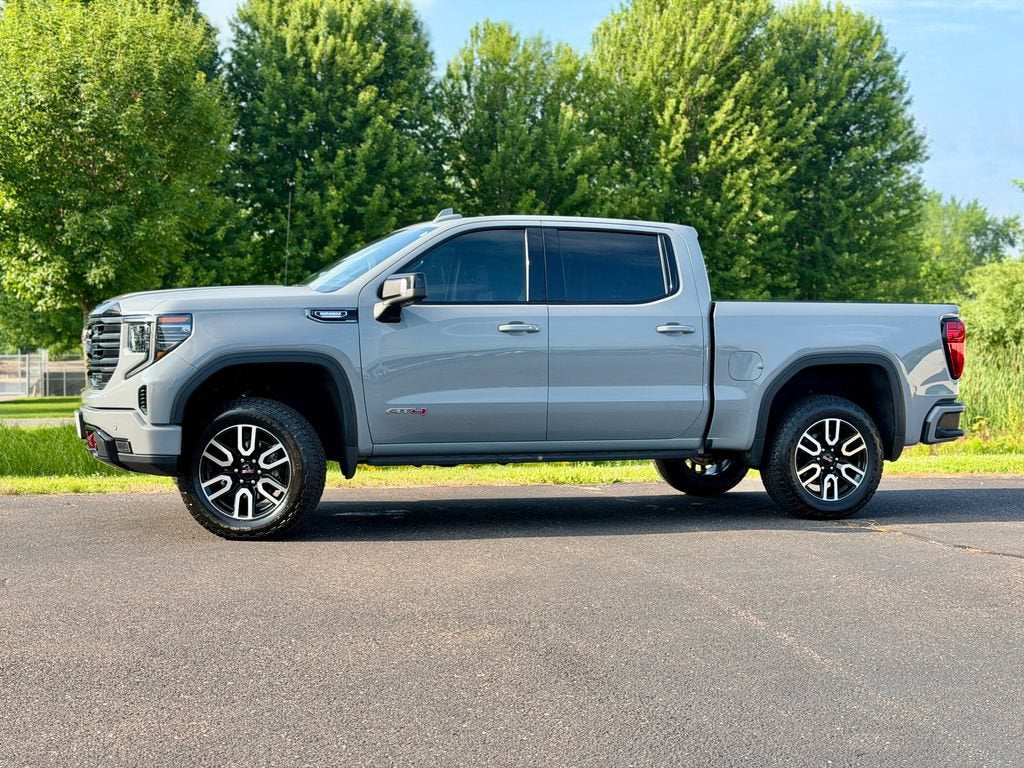 2025 GMC Sierra 1500 AT4