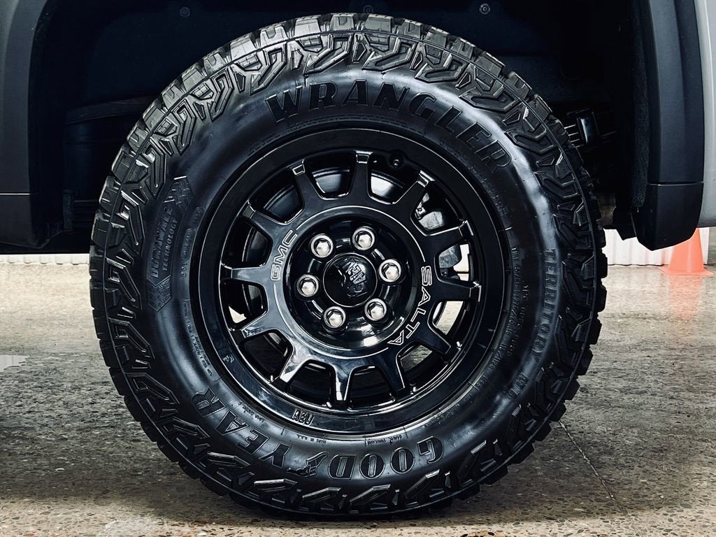 2024 GMC Sierra 1500 AT4X