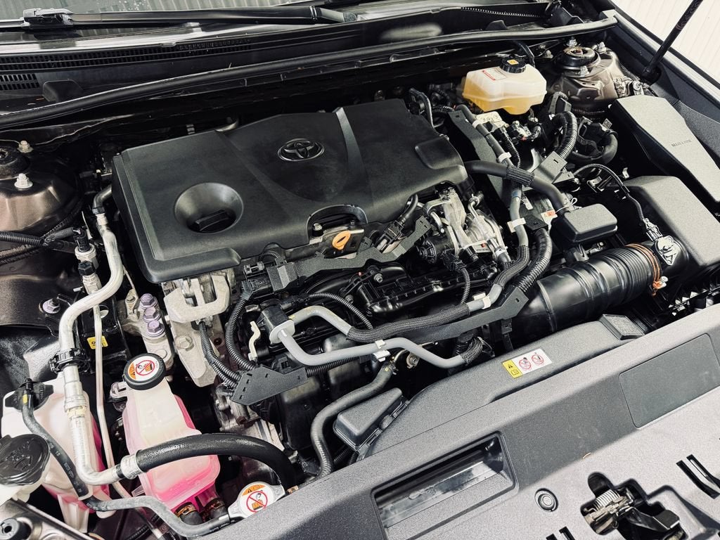 2019 Toyota Camry Hybrid LE