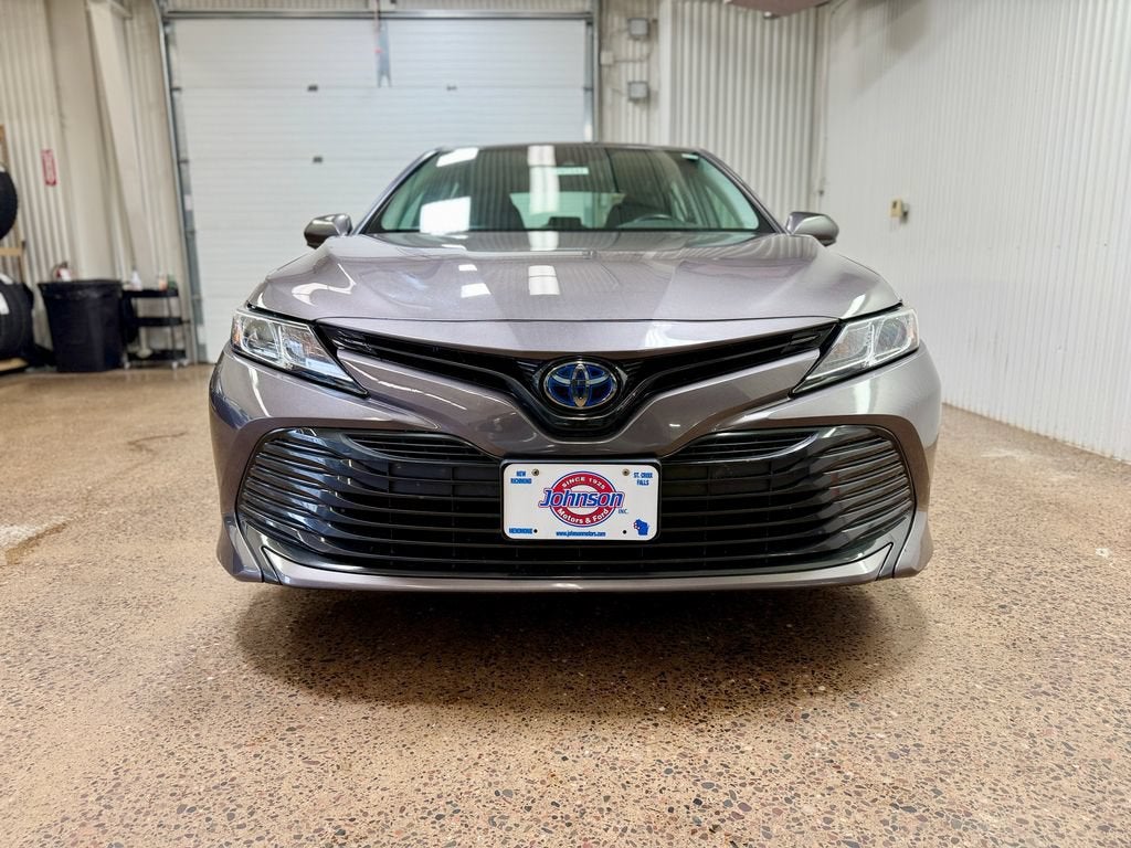 2020 Toyota Camry Hybrid LE