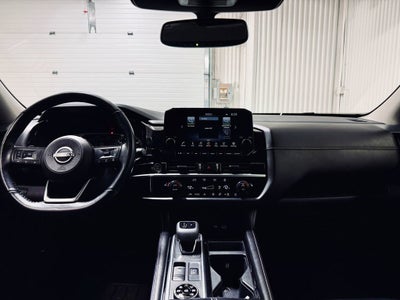 2022 Nissan Pathfinder SL 4WD