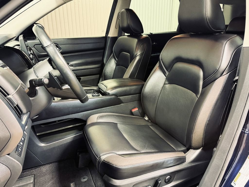 2022 Nissan Pathfinder SL 4WD