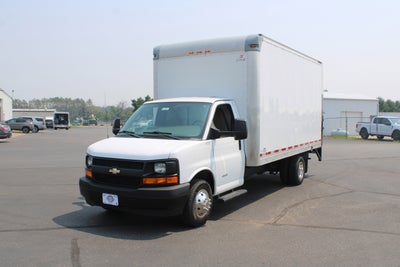 2017 Chevrolet Express Cutaway 4500 Van 177"
