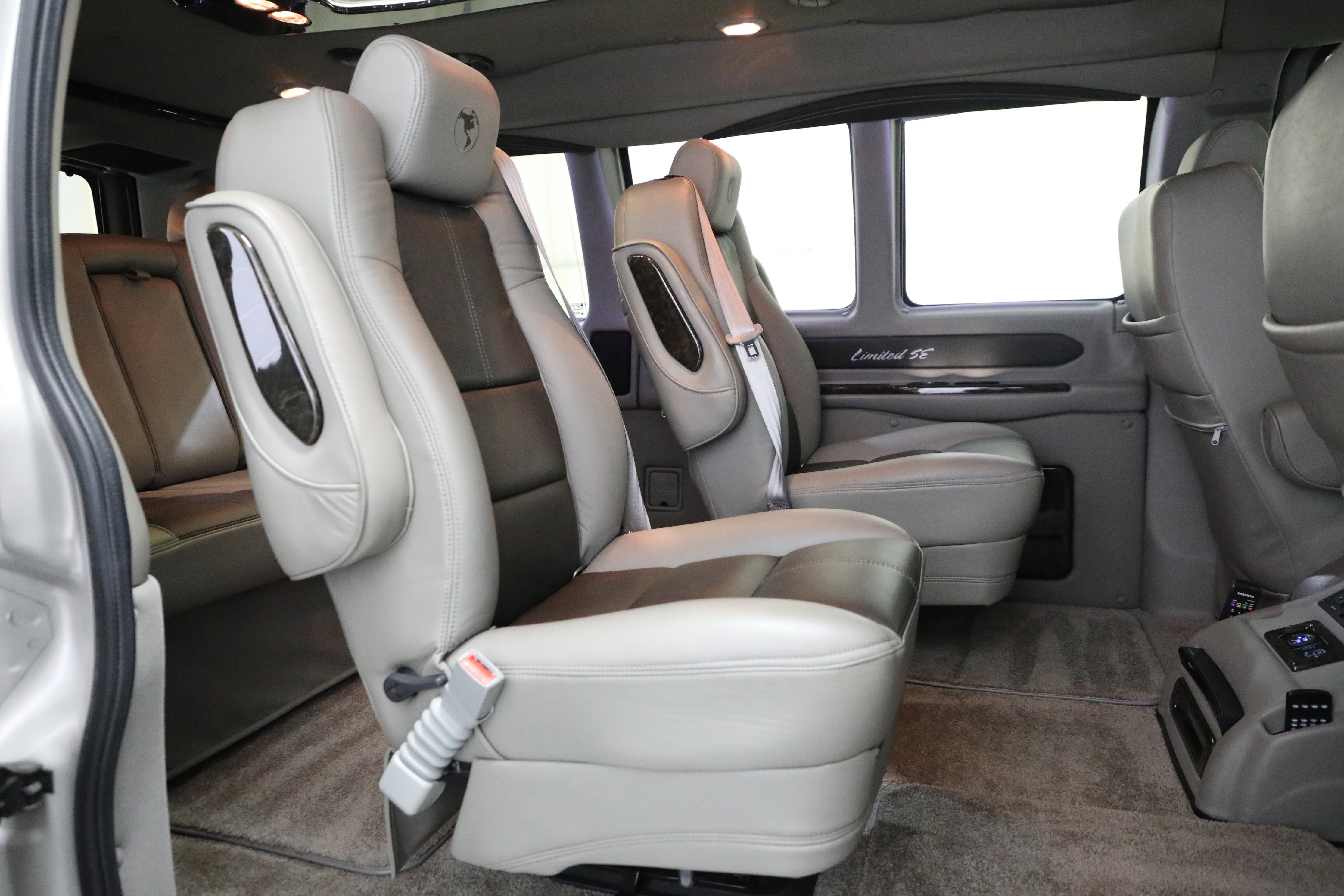 2018 GMC Savana Cargo 2500 RWD 2500 135"