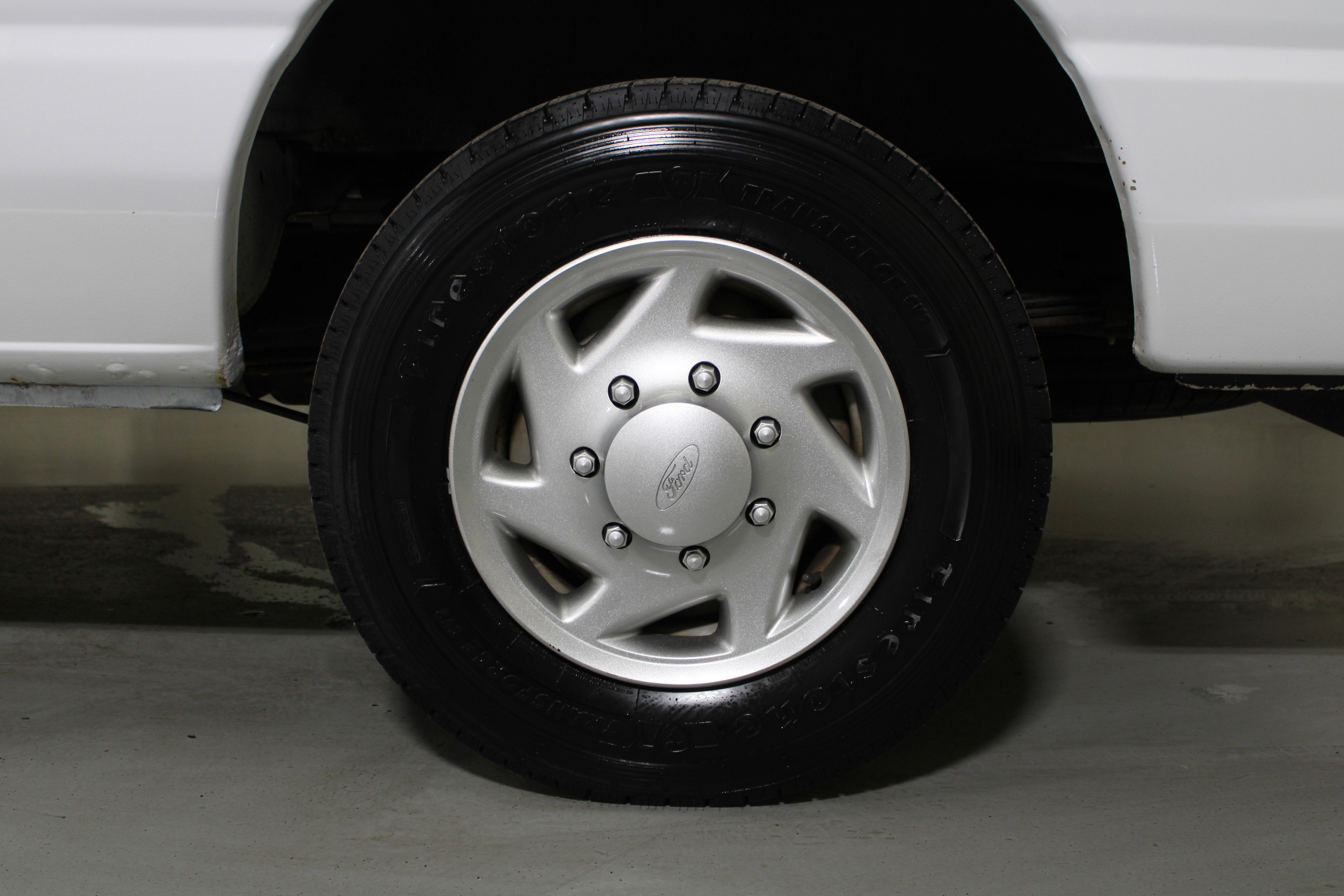 2013 Ford Econoline Wagon XL