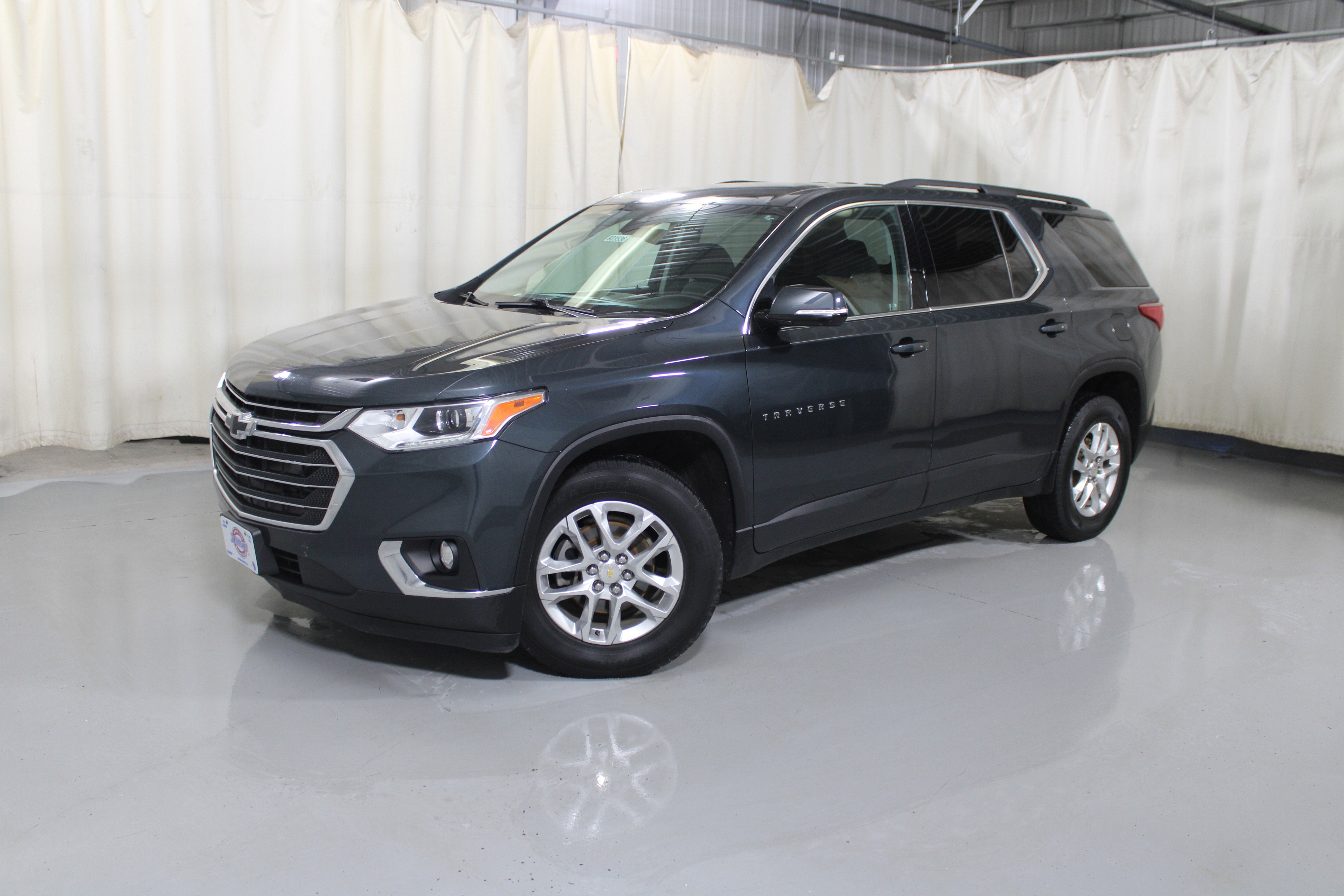 2020 Chevrolet Traverse LT Cloth