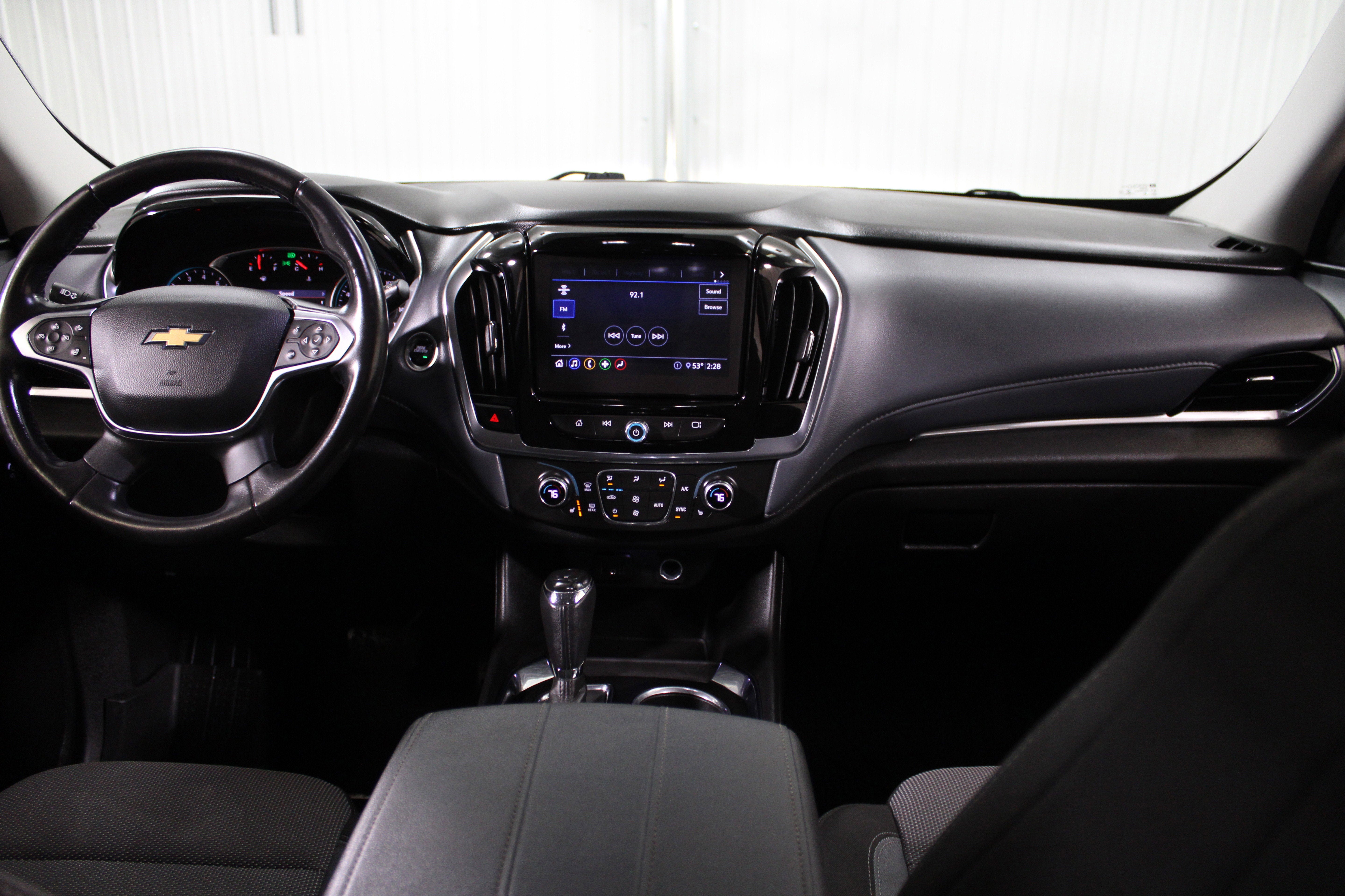 2020 Chevrolet Traverse LT Cloth