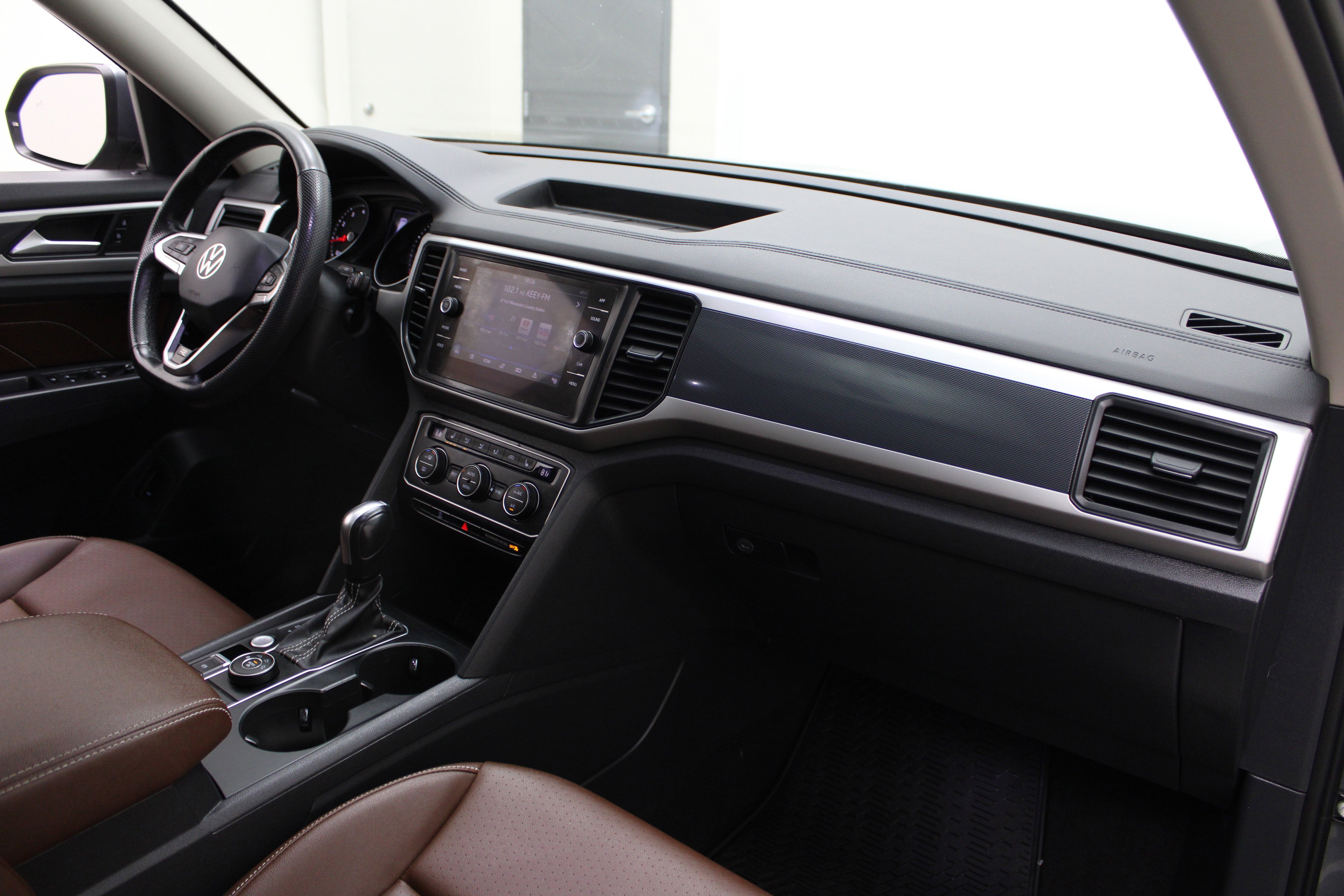 2021 Volkswagen Atlas 3.6L V6 SE w/Technology R-Line