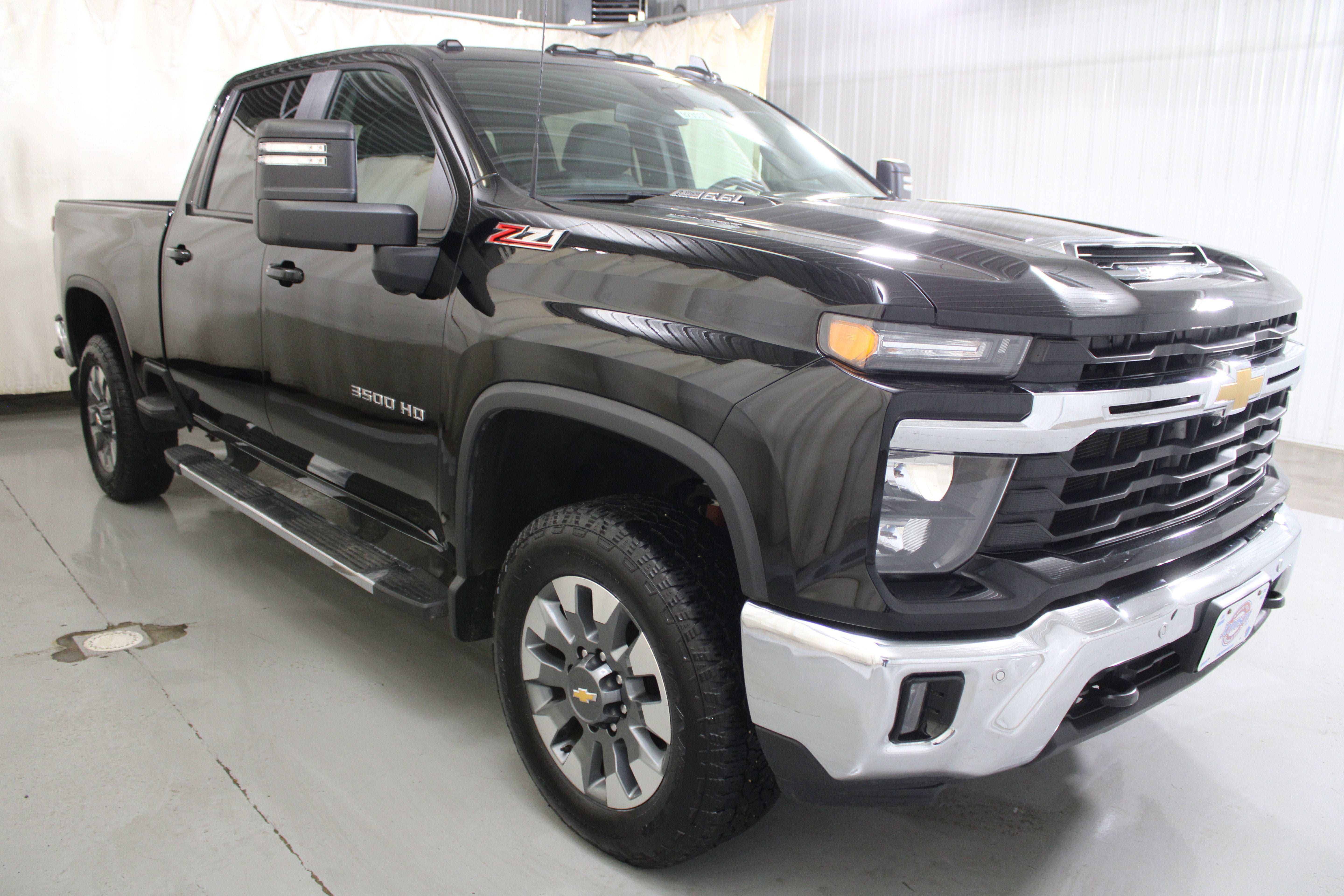 2025 Chevrolet Silverado 3500 HD LT