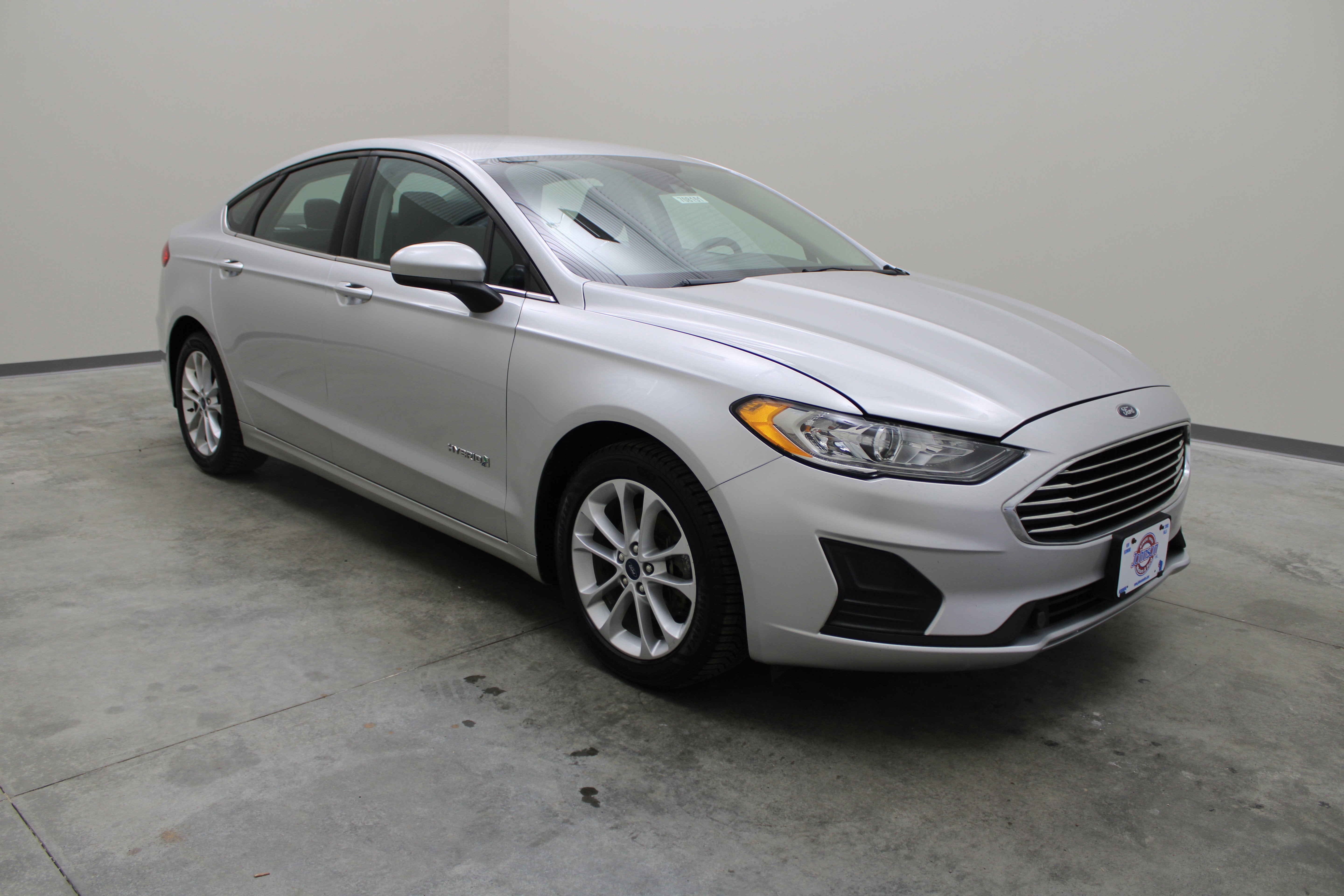 2019 Ford Fusion Hybrid SE