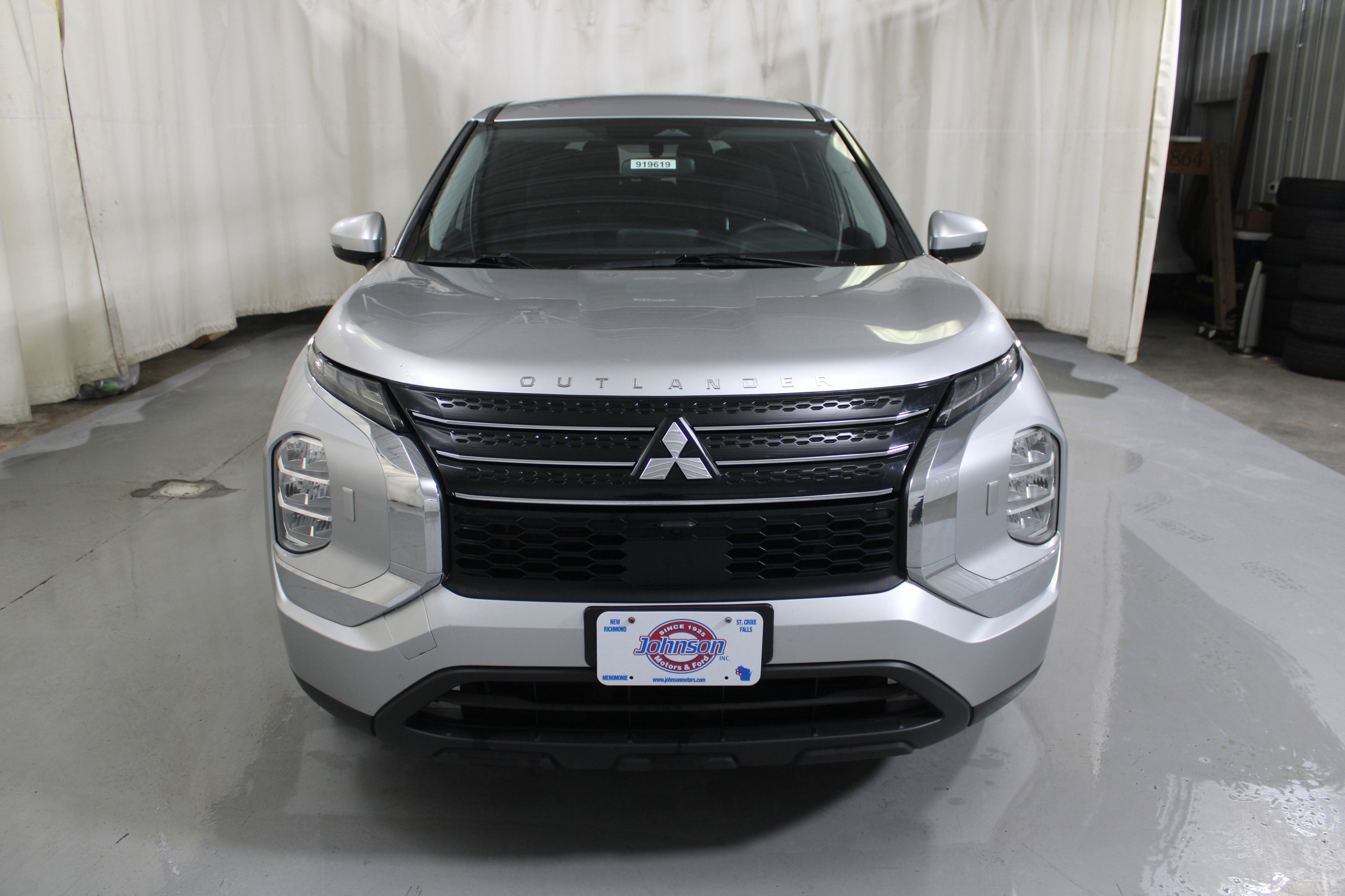 2022 Mitsubishi Outlander ES