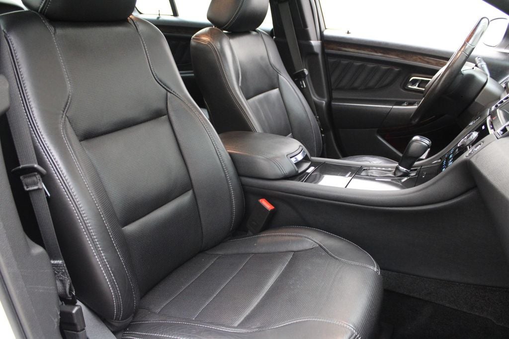 2015 Ford Taurus Limited