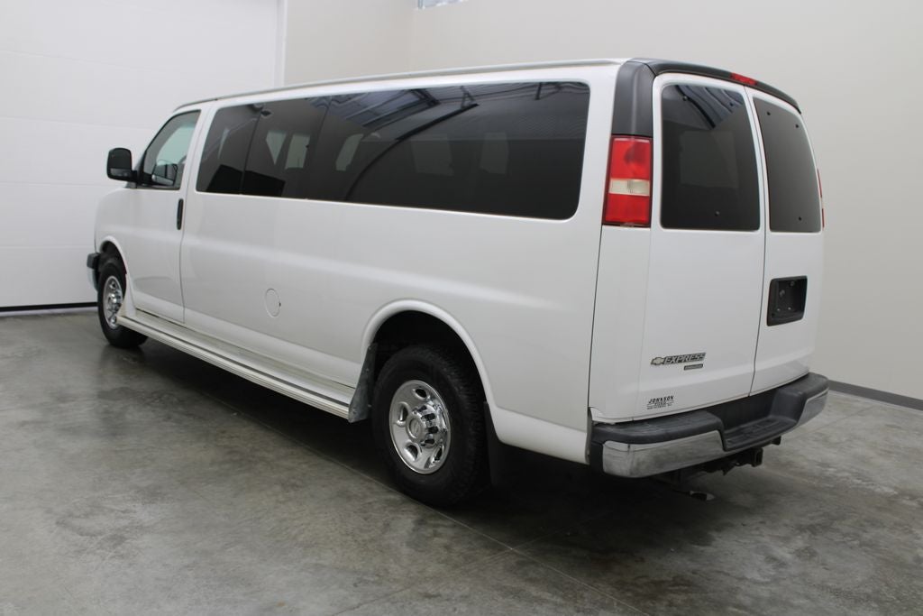 2015 Chevrolet Express 3500 LS Passenger