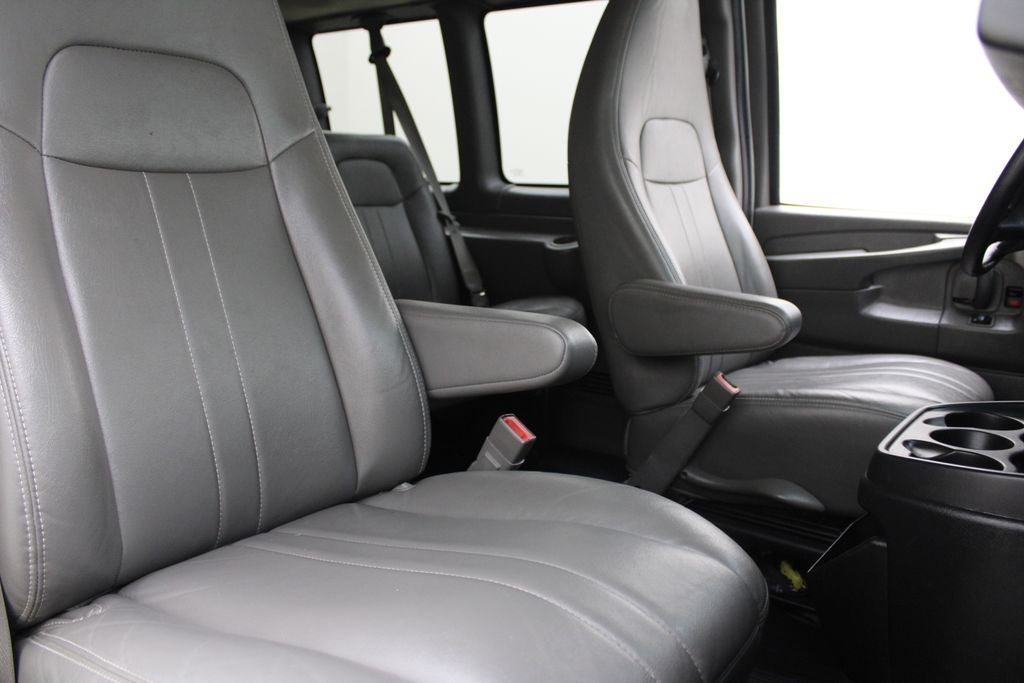 2015 Chevrolet Express 3500 LS Passenger