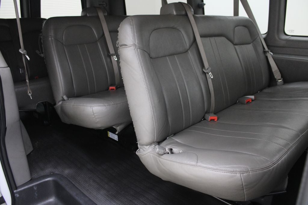 2020 GMC Savana 3500 LS