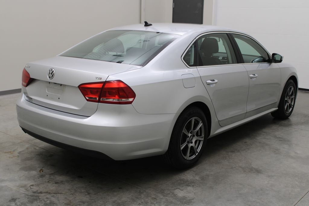 2015 Volkswagen Passat 1.8T Limited Edition