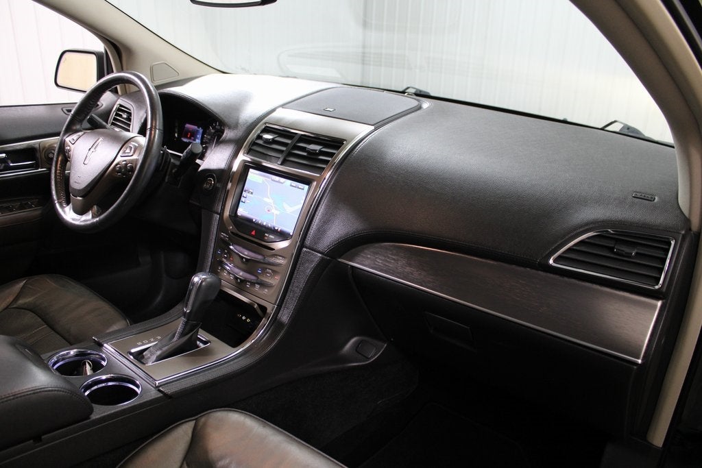 2013 Lincoln MKX Base