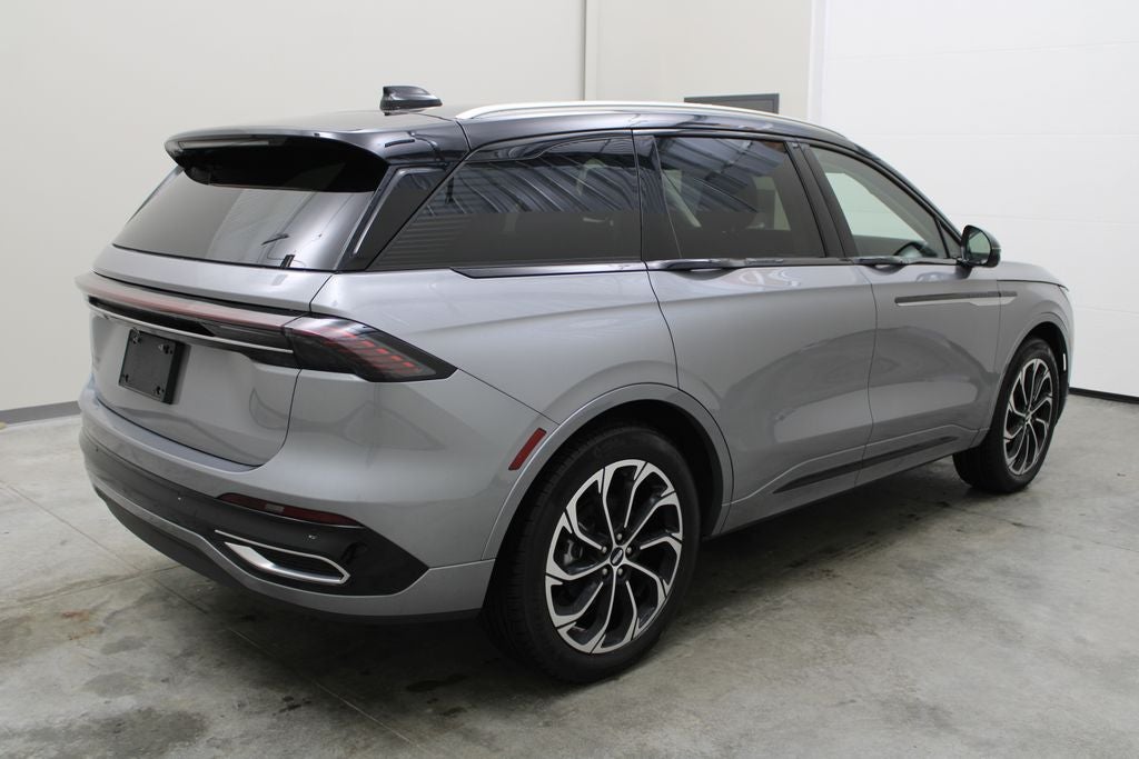 2025 Lincoln Nautilus Reserve