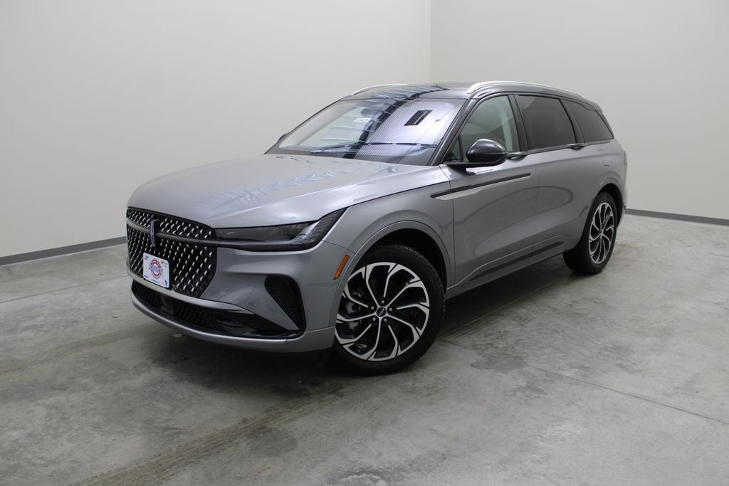 2025 Lincoln Nautilus Reserve