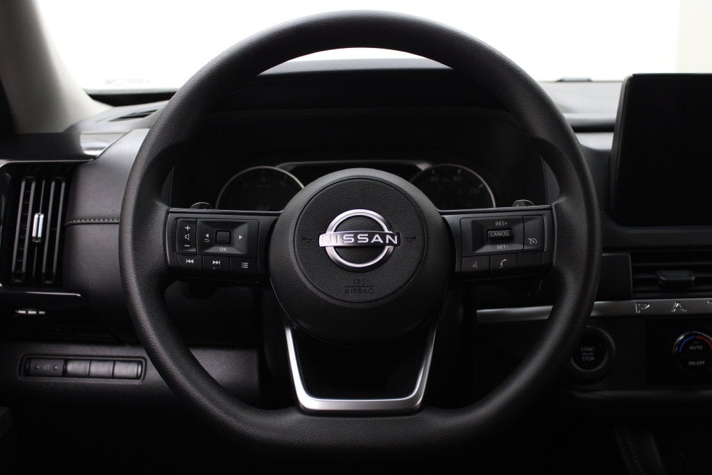2026 Nissan Pathfinder S