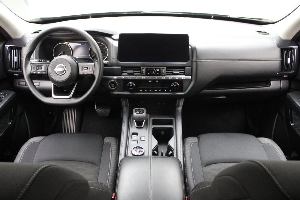 2026 Nissan Pathfinder S
