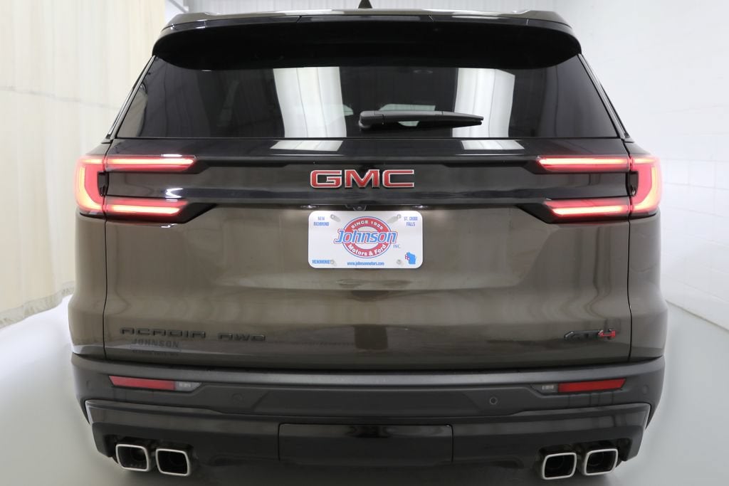 2024 GMC Acadia AT4
