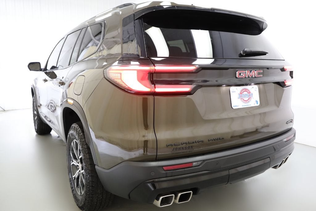 2024 GMC Acadia AT4