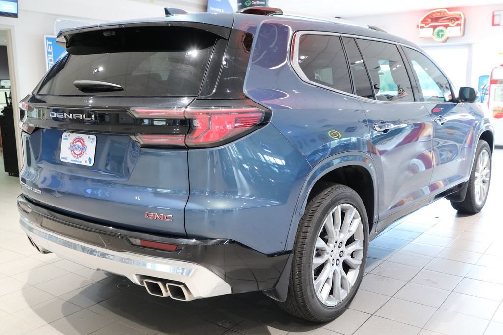 2025 GMC Acadia Denali