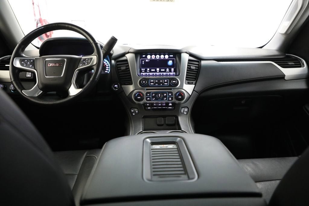 2017 GMC Yukon XL SLT