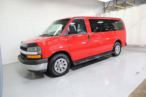 2011 Chevrolet Express Passenger 1500 1LT