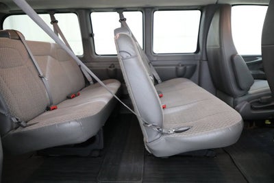 2011 Chevrolet Express Passenger 1500 1LT
