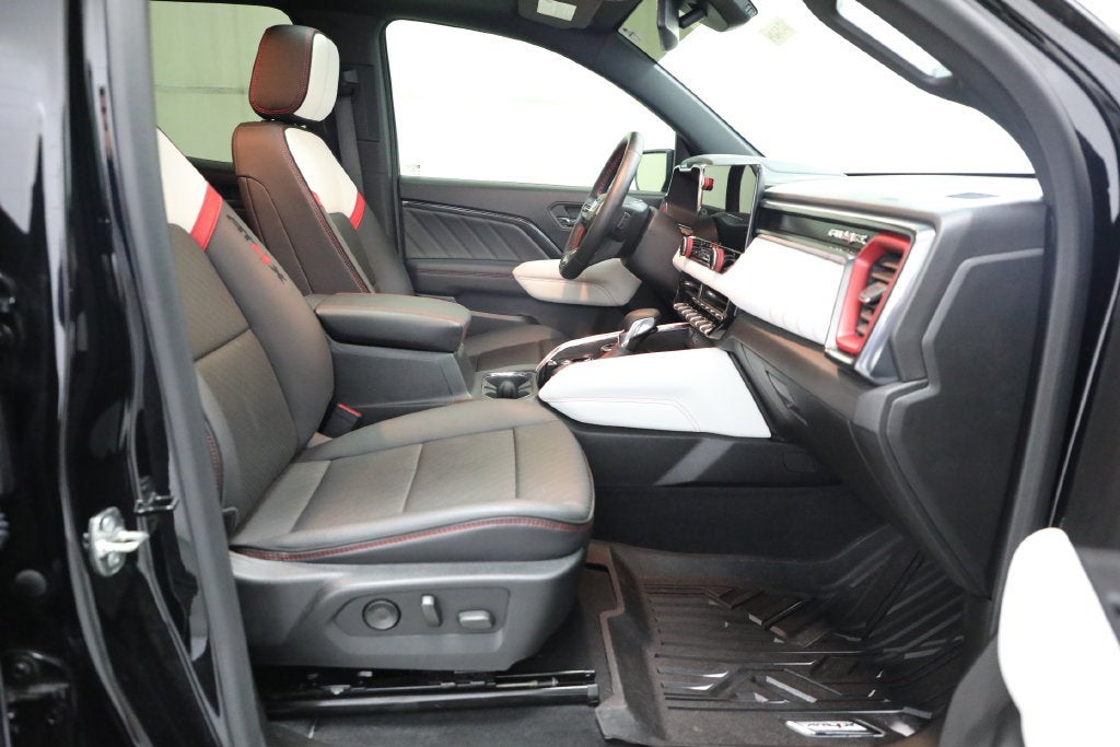 2024 GMC Canyon AT4X