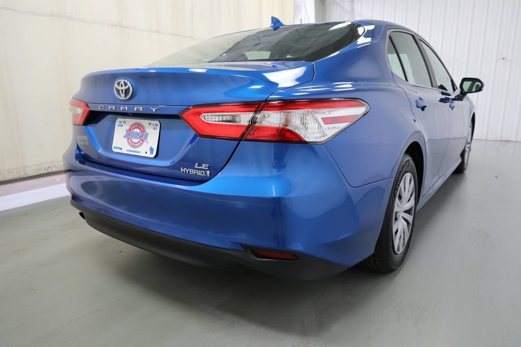 2020 Toyota Camry LE Hybrid