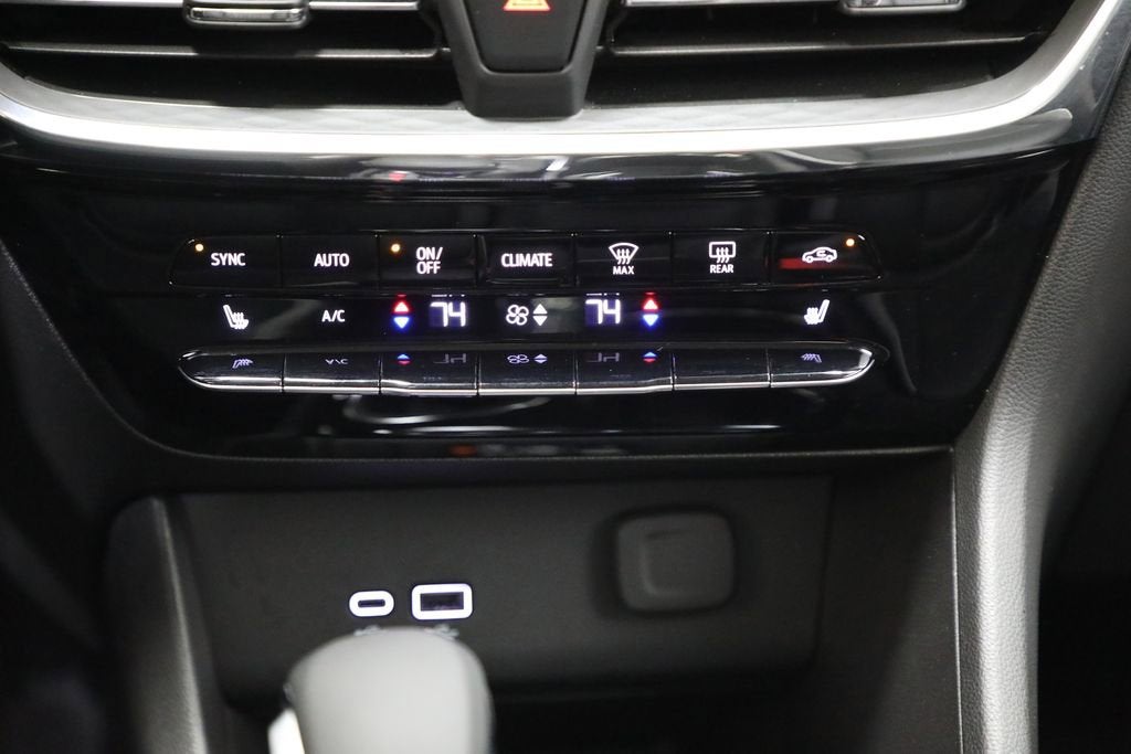 2025 Buick Encore GX Avenir