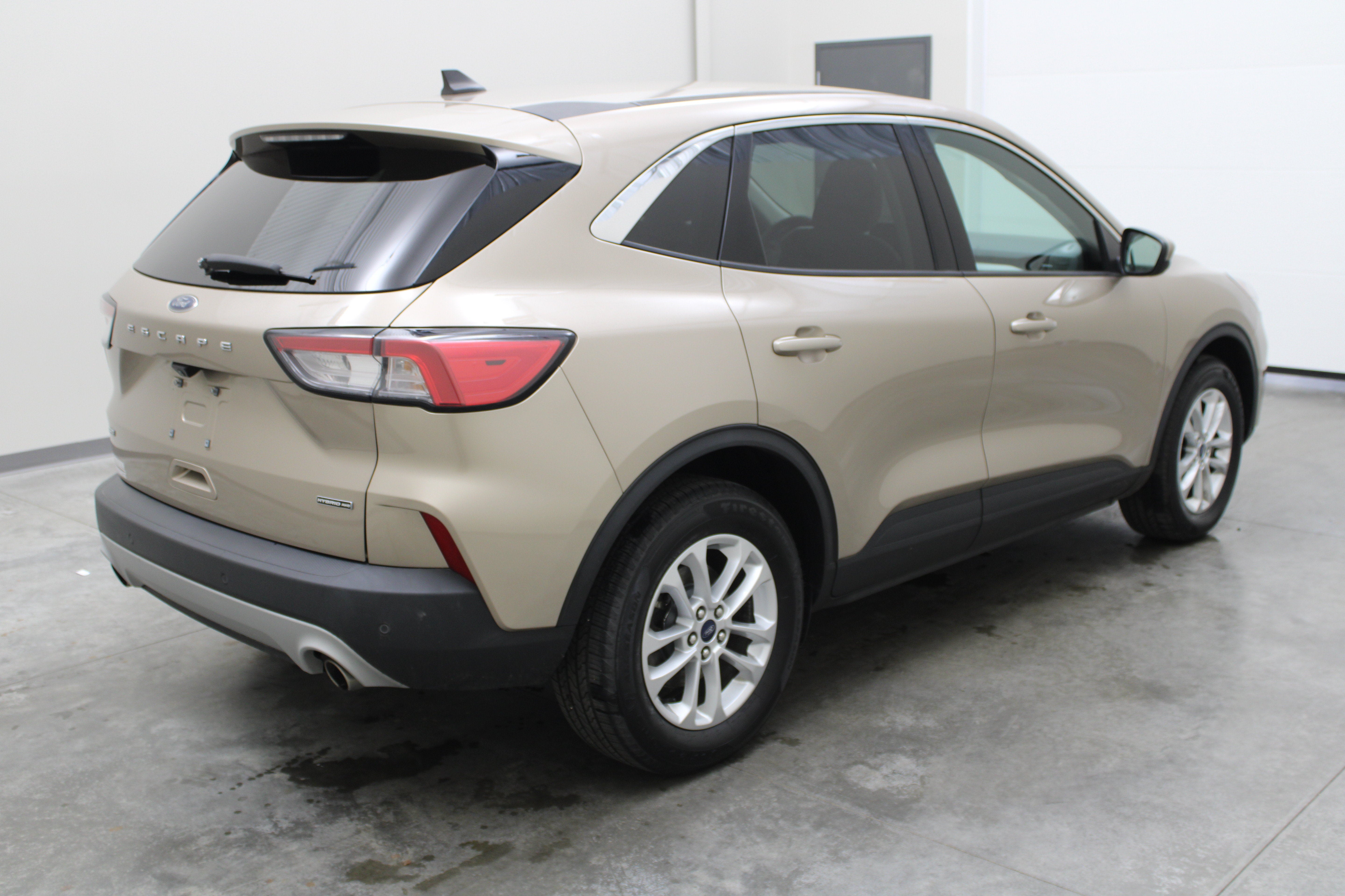 2021 Ford Escape SE Hybrid