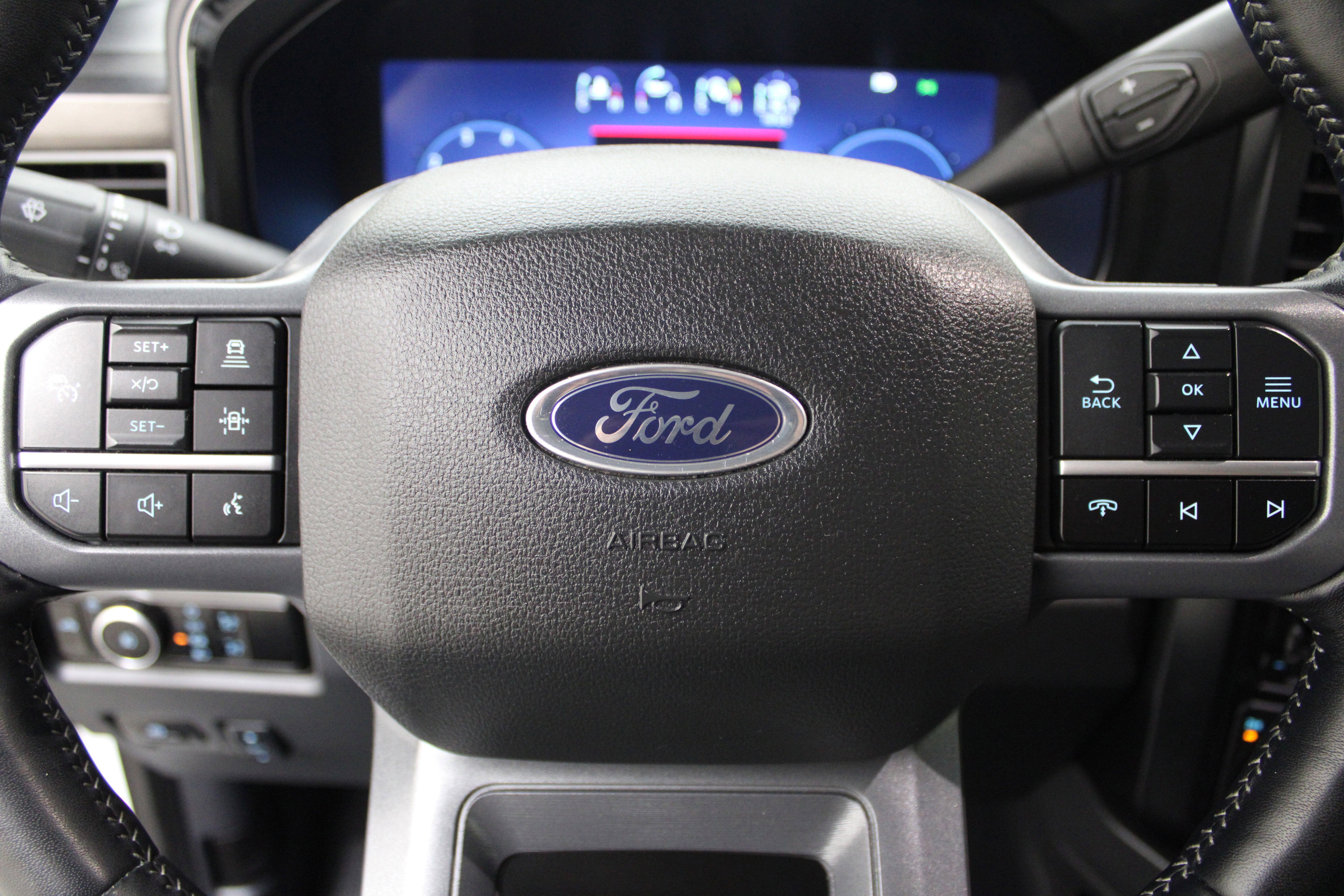 2024 Ford Super Duty F-350 SRW Pickup LARIAT